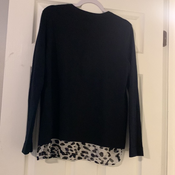 COPY - Robbi & Nikki sweater. Super cute & stylish. Size L - Picture 5 of 6
